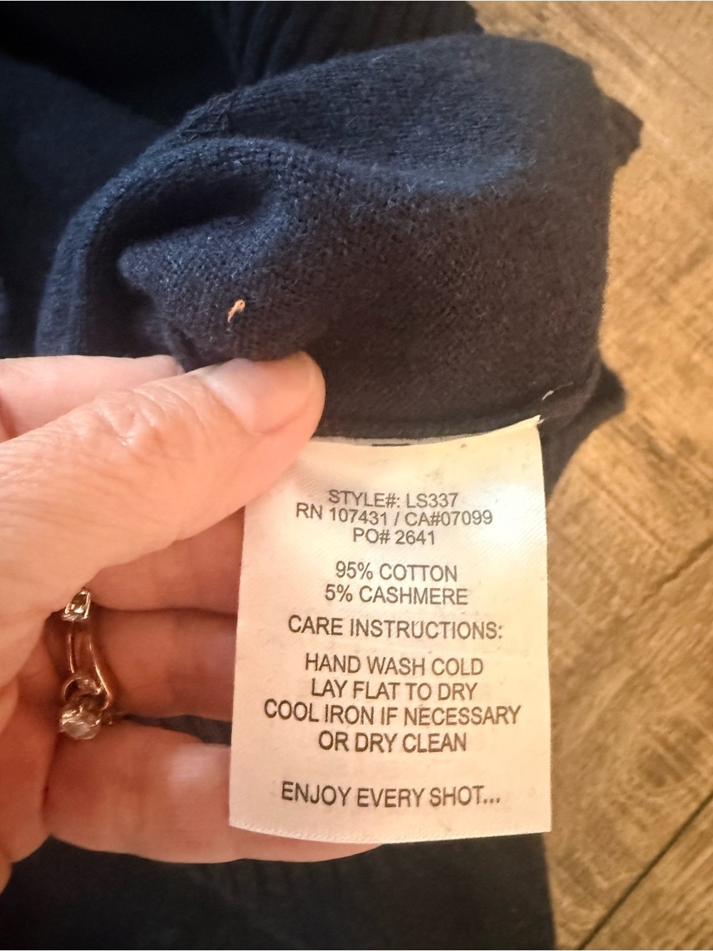 NWT Linksoul Cotton Cashmere Hooded Sweater Large Navy - Picture 8 of 9
